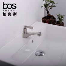 單冷面盆龍頭